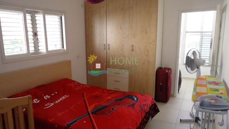 Студия рядом с клиникой Шнайдер